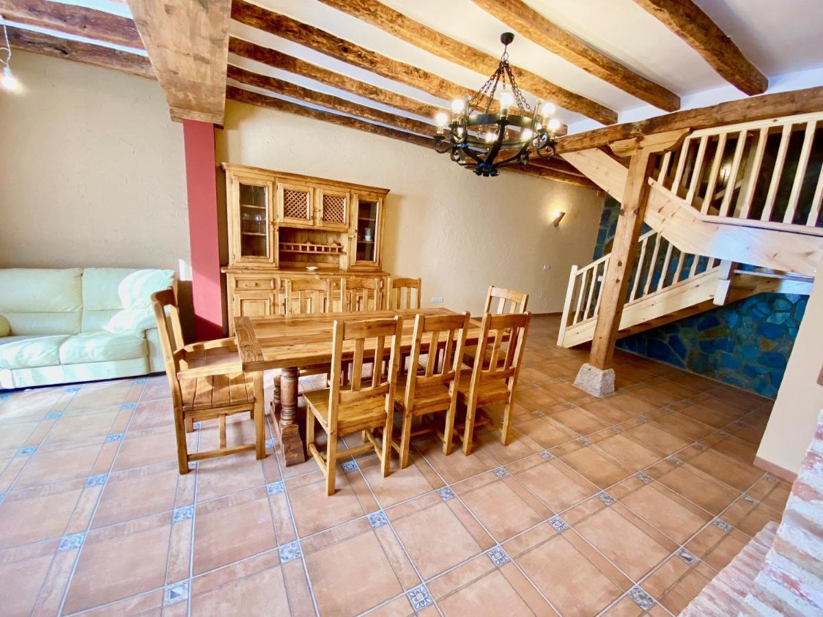 La Parada De Jimena-Casa Rustica Rodeada De Bodegas En Rueda Esterno foto